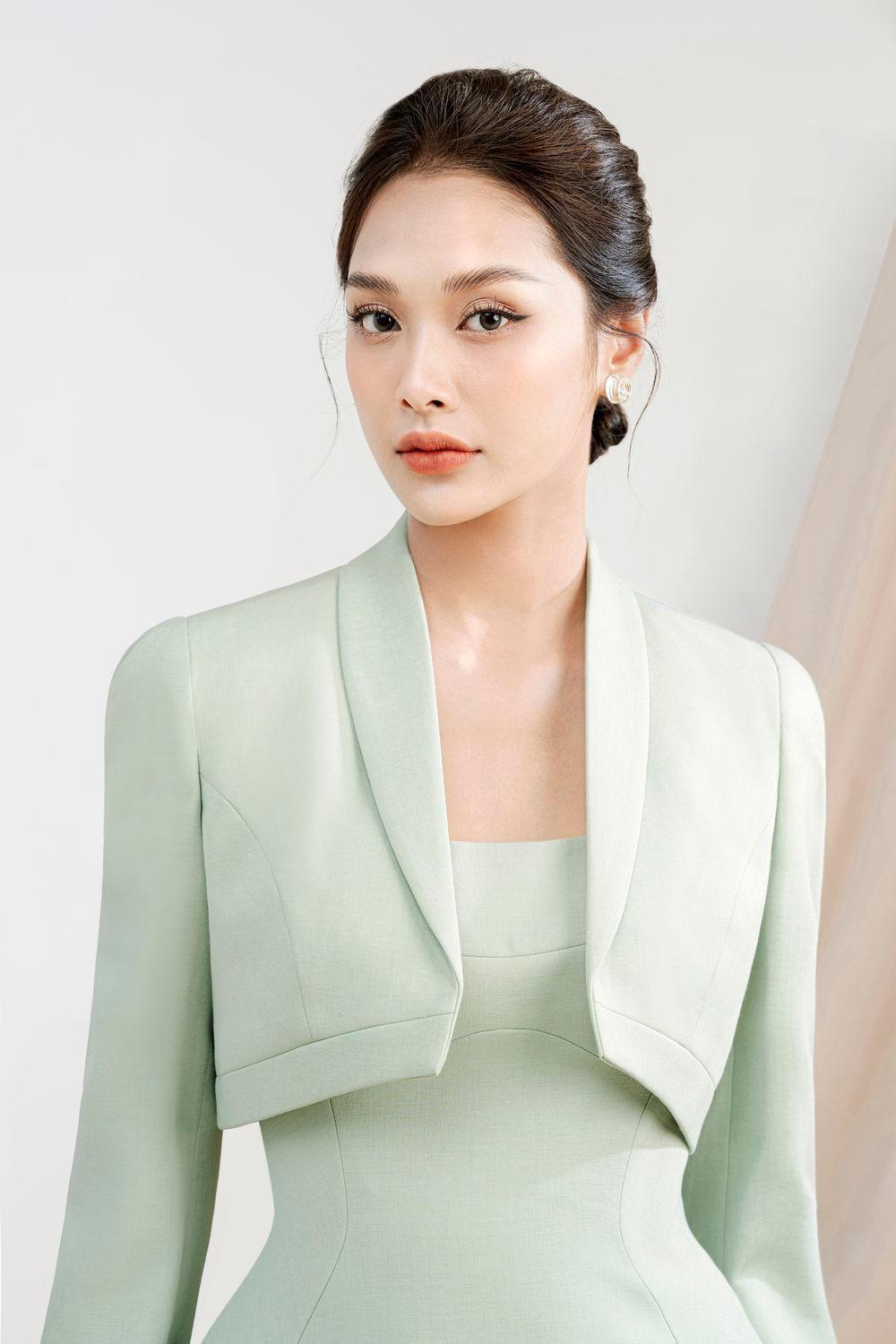 Elizabeth Cropped Shawl Lapel Polycotton Jacket - MEAN BLVD