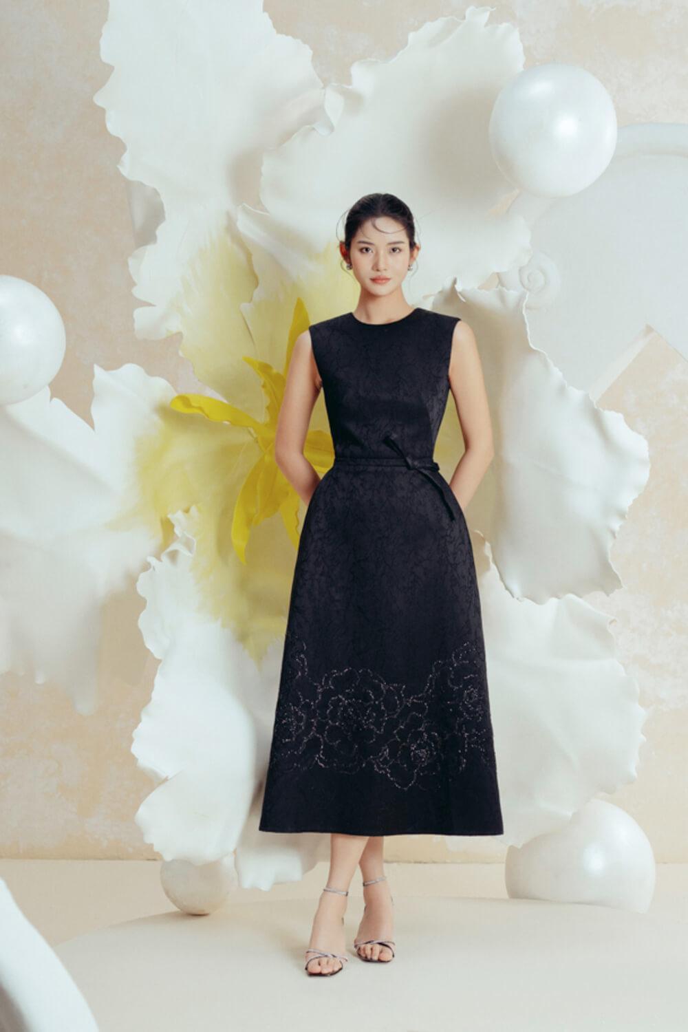 Ellen A-line Sleeveless Brocade Midi Dress - MEAN BLVD