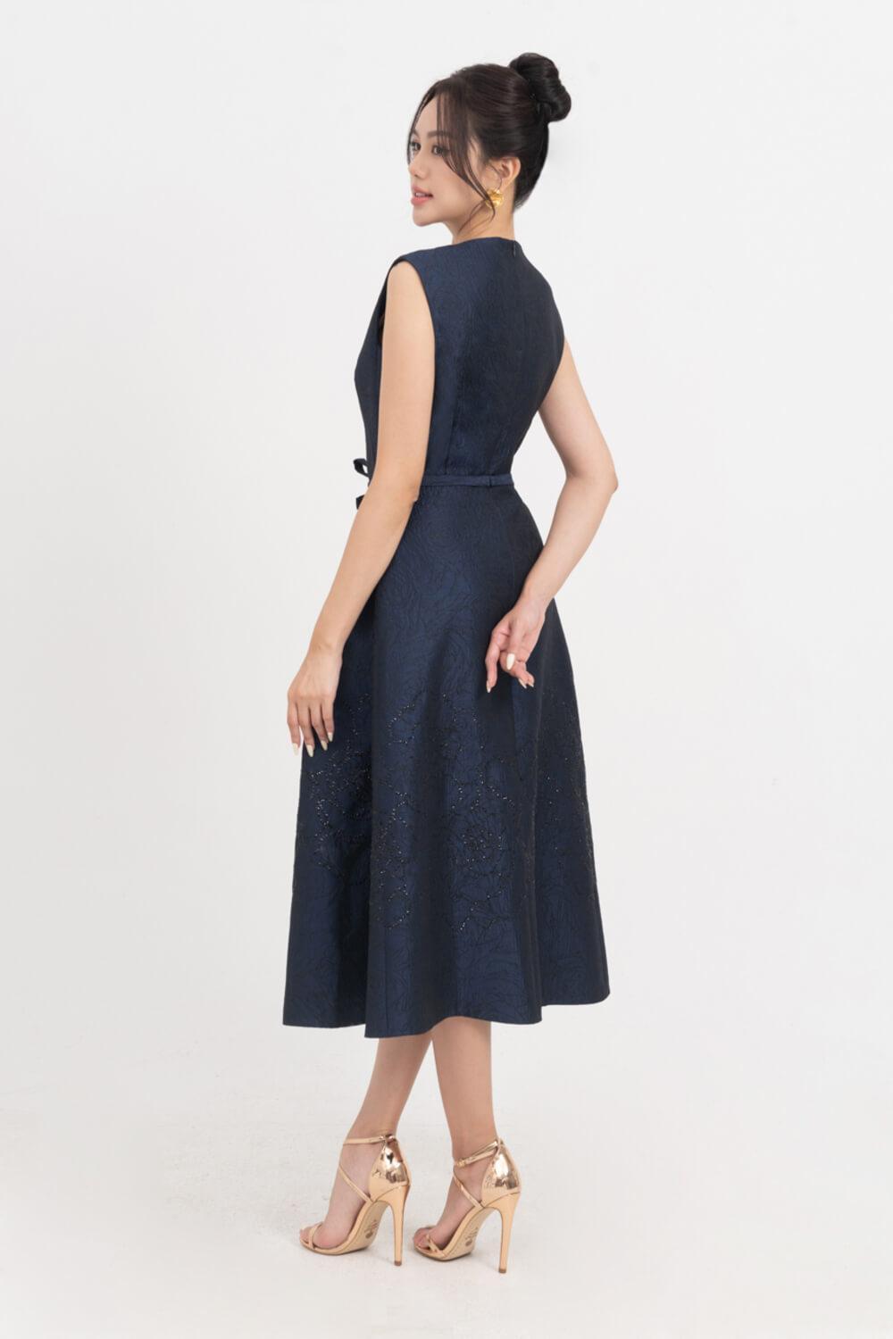 Ellen A-line Sleeveless Brocade Midi Dress - MEAN BLVD