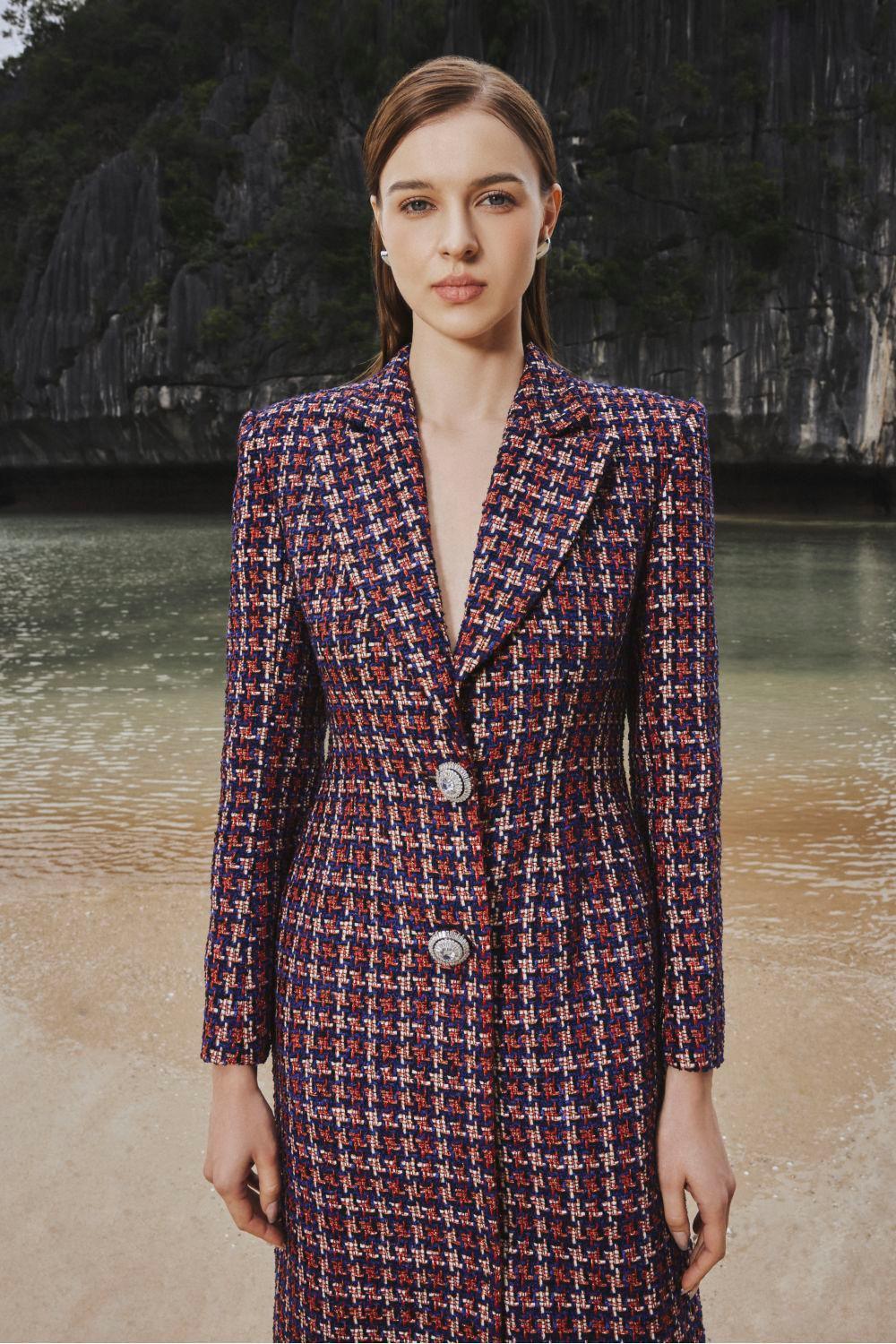 Emma Structured Notch Lapel Tweed Midi Trench Coat - MEAN BLVD