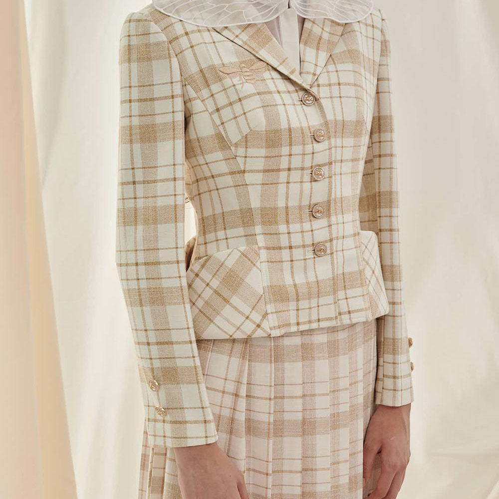 Esther Adele Fit and Flare Notch Lapel Linen Jacket - MEAN BLVD