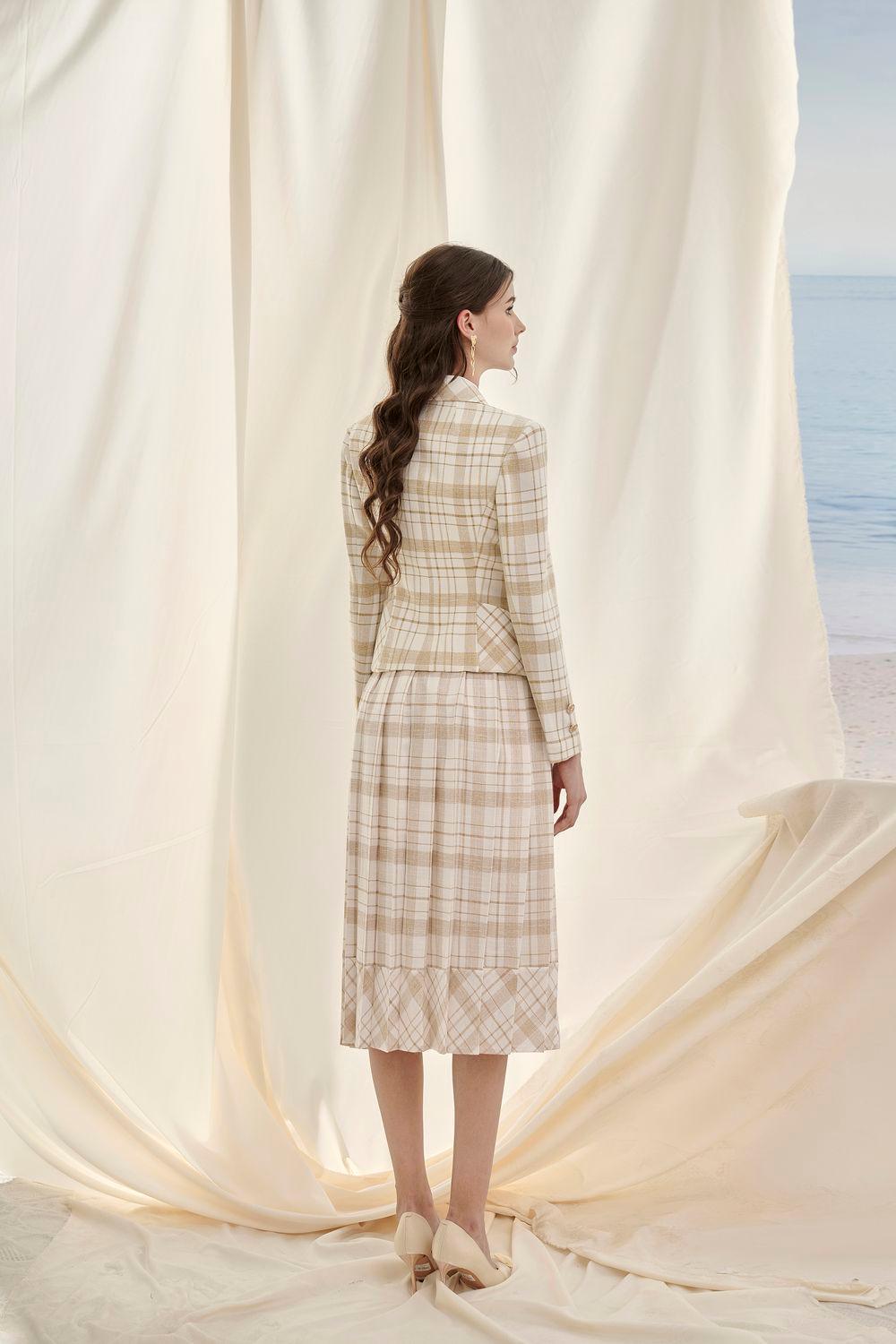Esther Adele Fit and Flare Notch Lapel Linen Jacket - MEAN BLVD