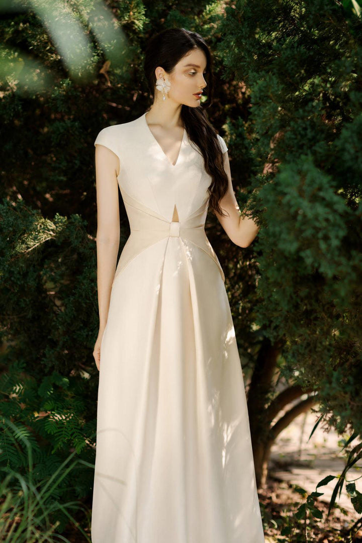 Évora A-line V-Neck Polyester Silk Midi Dress - MEAN BLVD