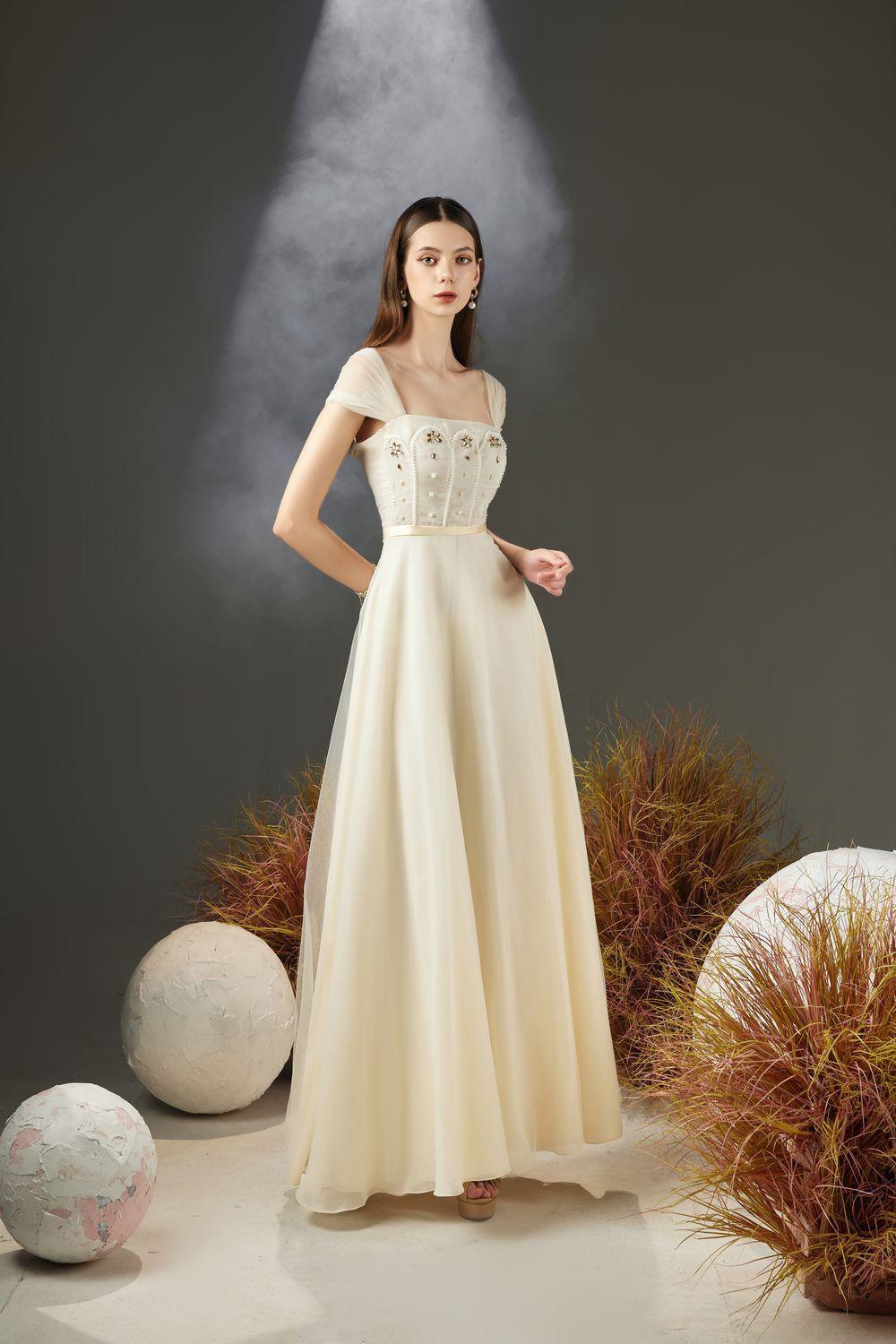 Women's Farlay A-line Pleated Sleeved Organza Maxi Dress XS/S/M/L/XL Beige MEAN BLVD XL / Beige Women's Farlay A-line Pleated Sleeved Organza Maxi Dress XS/S/M/L/XL Beige MEAN BLVD XL / Beige