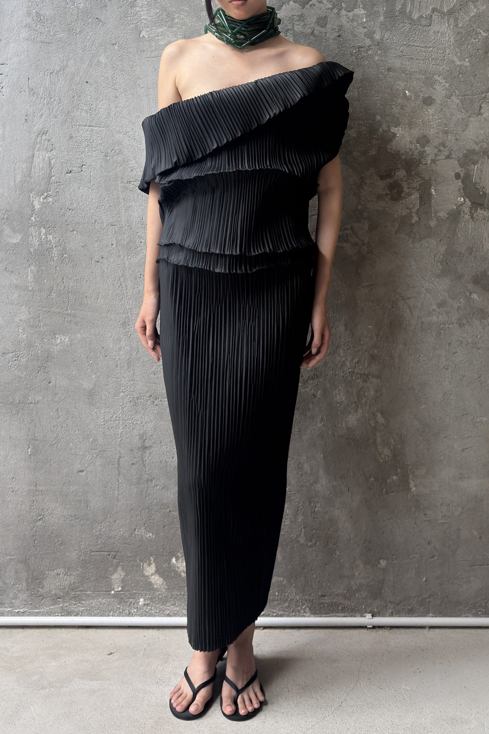 Oryelle Off-Shoulder Midi Dress