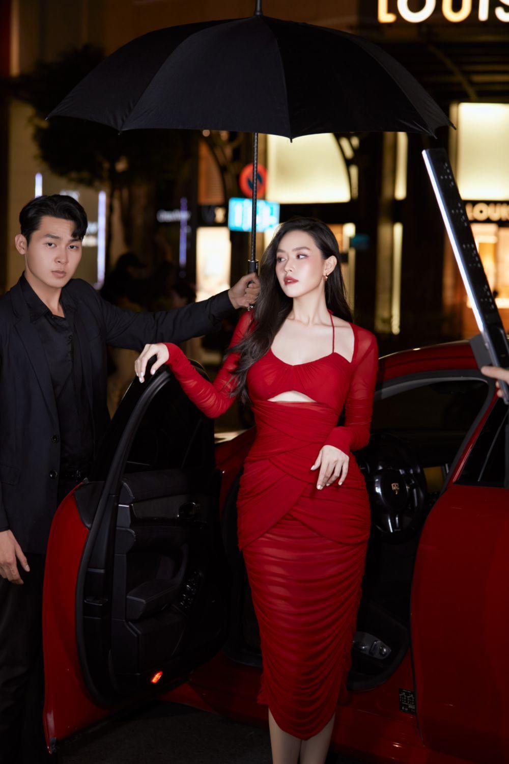 Fiori Bodycon Long Sleeved Mesh Ankle Midi Dress - MEAN BLVD