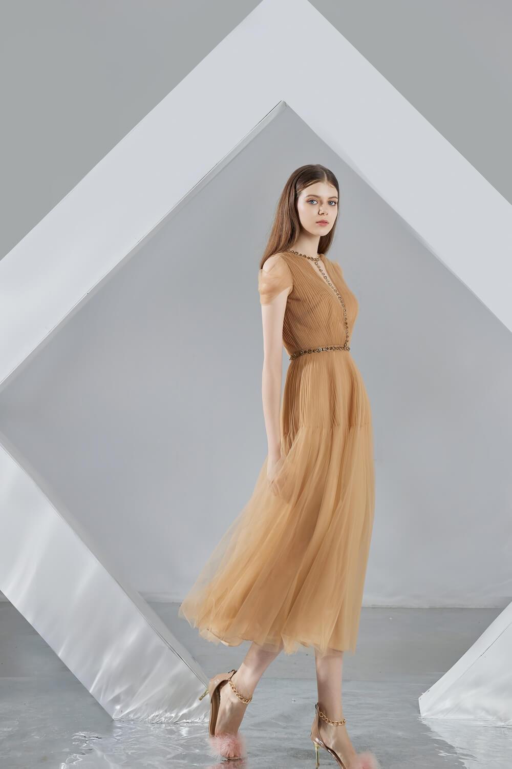 Florence A-line Puffy Sleeved Organza Midi Dress - MEAN BLVD