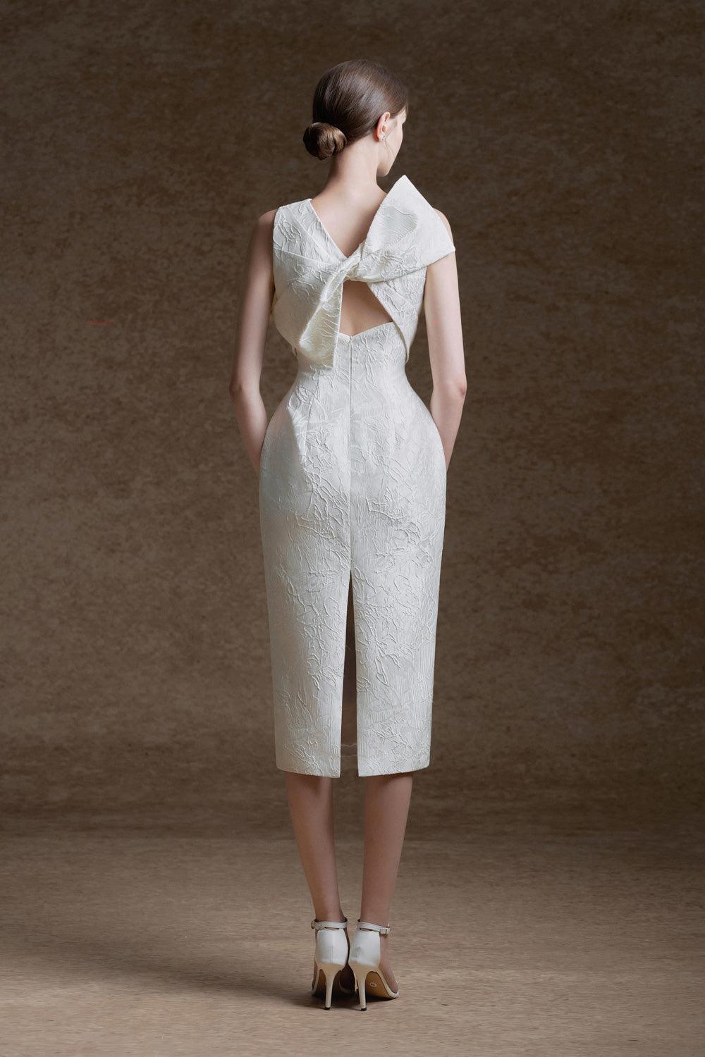 Flynna Pegged Back Slit Brocade Midi Dress - MEAN BLVD