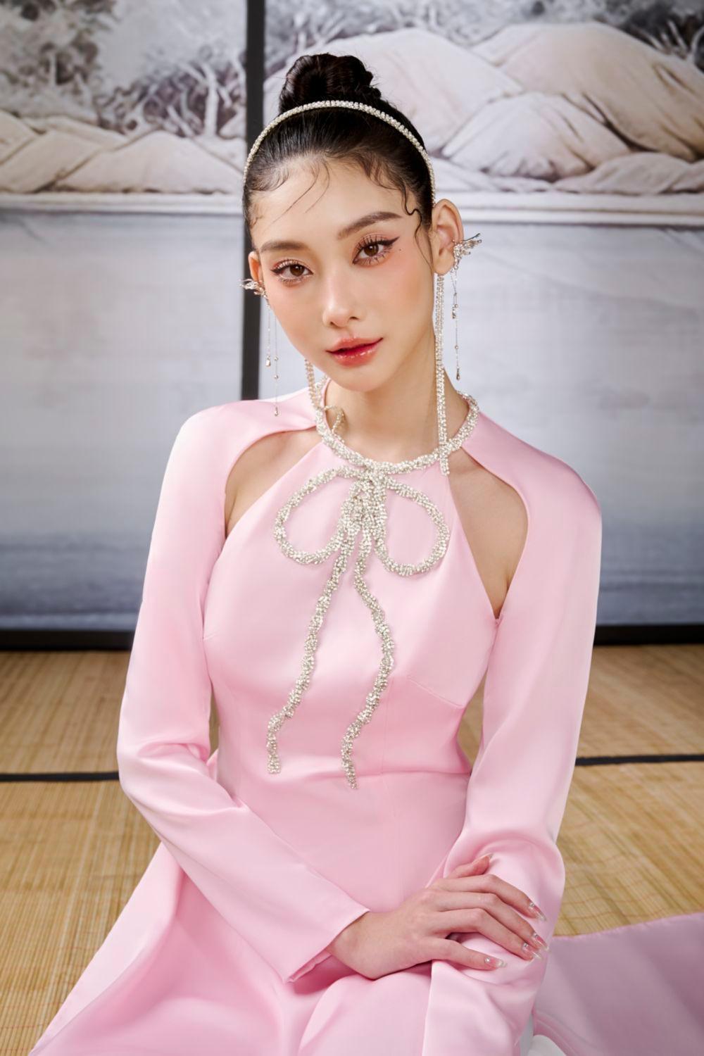 Giai Ky A-line Round Neck Silk Satin Ankle Length Ao Dai - MEAN BLVD