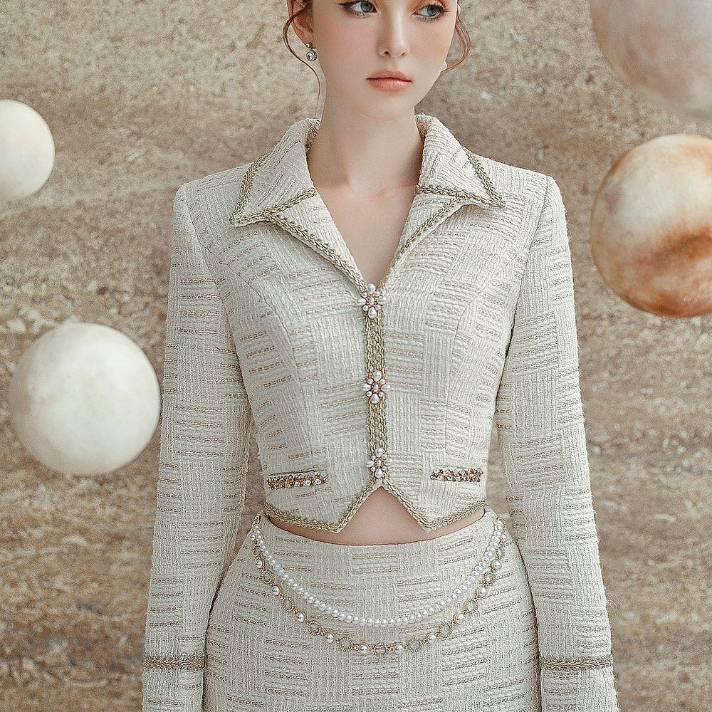 Gina Cropped V-Neck Tweed Top - MEAN BLVD