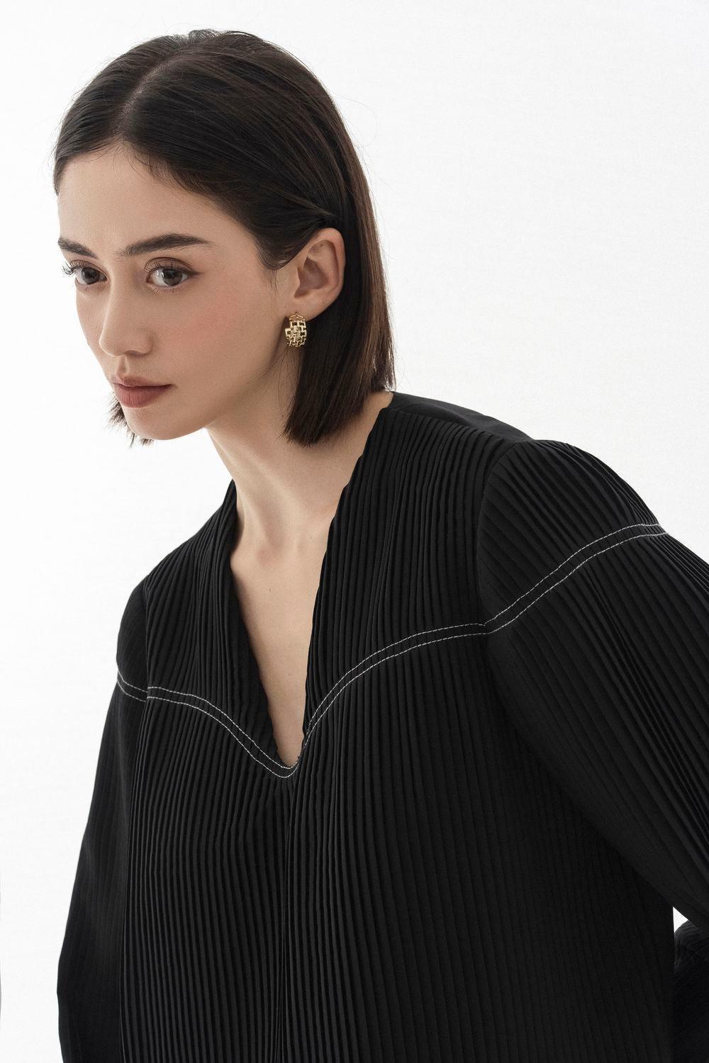 Grace Straight Cuff Sleeved Silk Top - MEAN BLVD
