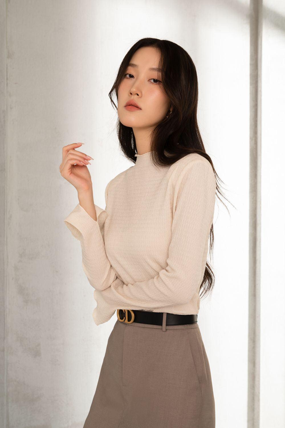 Haisley Straight High Neck Foam Cotton Top - MEAN BLVD