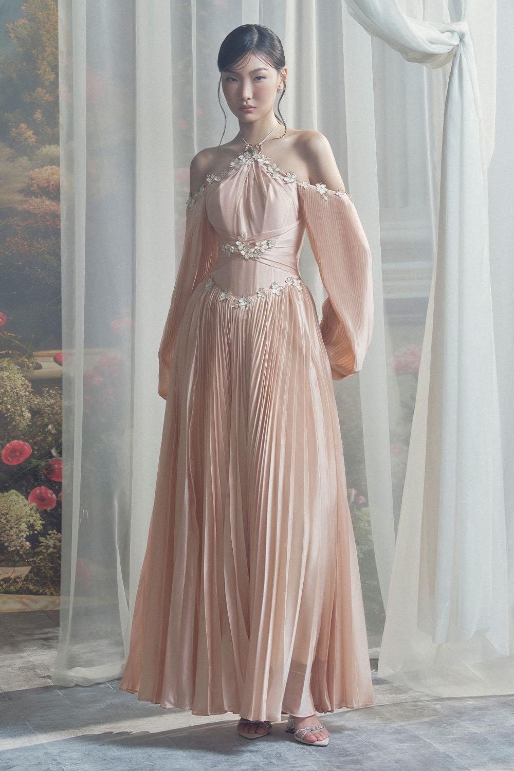 Women's Harley Pleated Halter Neck Chiffon Maxi Dress XS/XS/S/M/L/XL/Customize Pink Nude MEAN BLVD Pink Nude / XL Women's Harley Pleated Halter Neck Chiffon Maxi Dress XS/XS/S/M/L/XL/Customize Pink Nude MEAN BLVD Pink Nude / XL