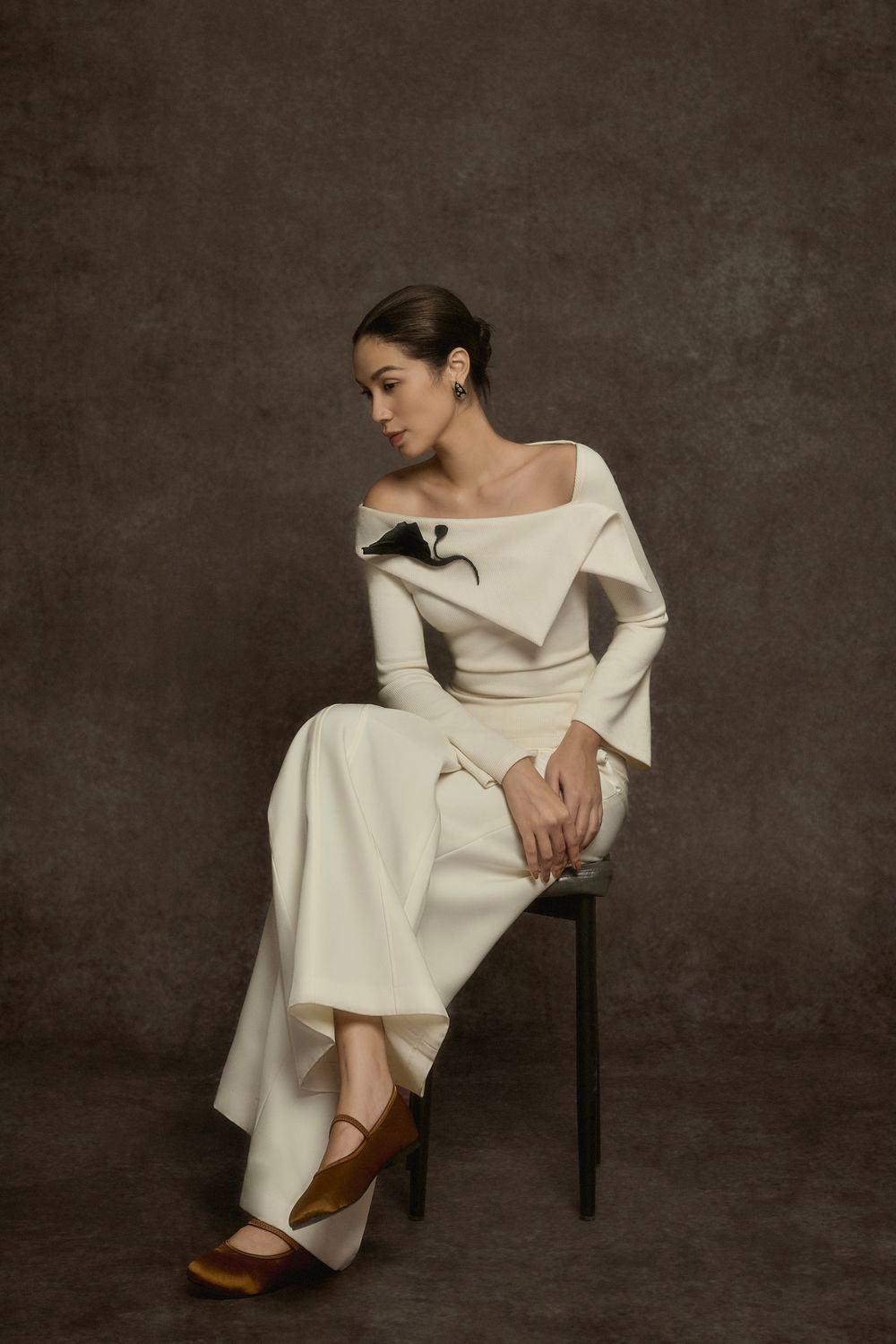 Huyen Bodycon Asymmetric Neck Elastic Ribbed Cotton Top - MEAN BLVD