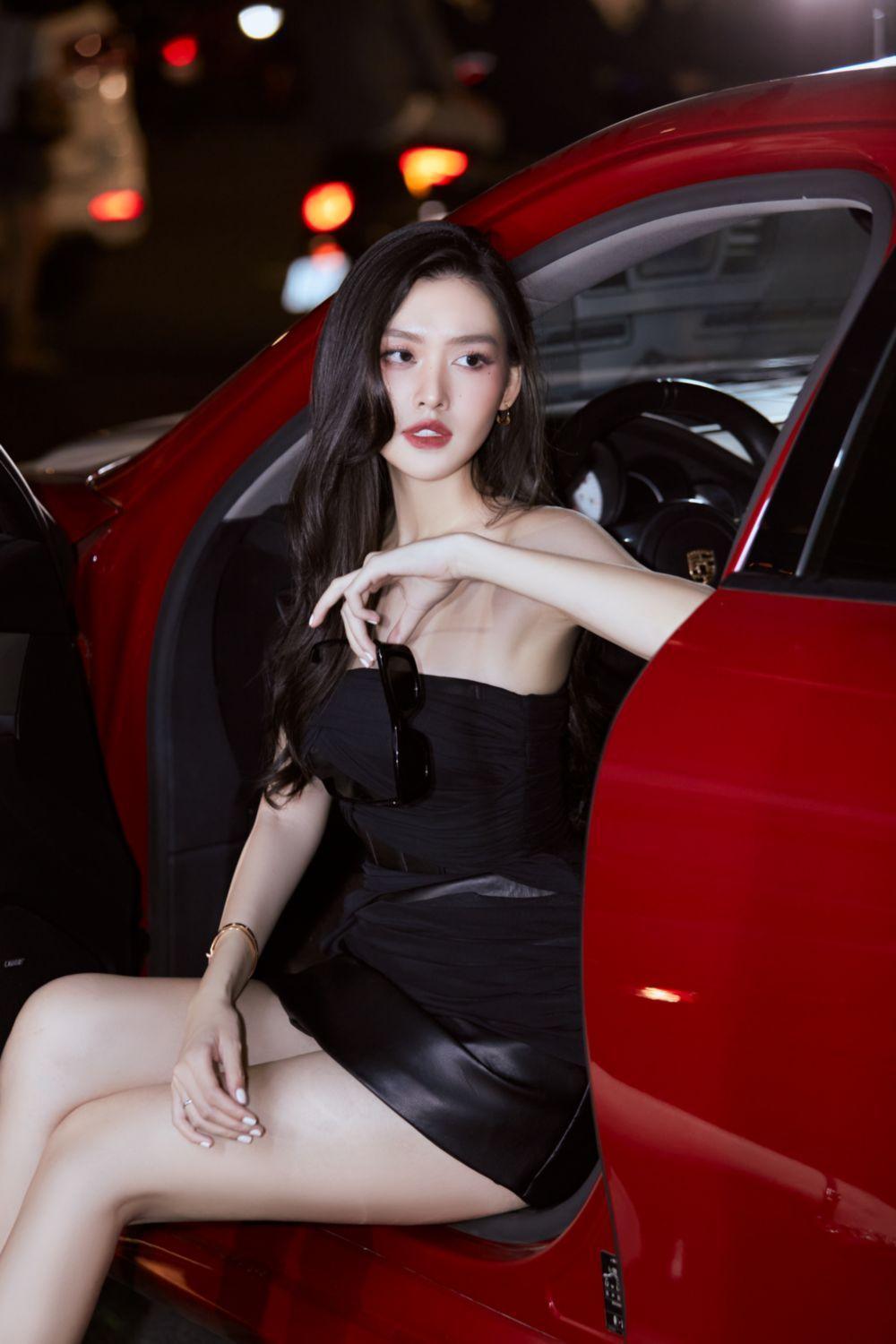 Hyna Strapless Straight Across Neck Leather Mini Dress - MEAN BLVD