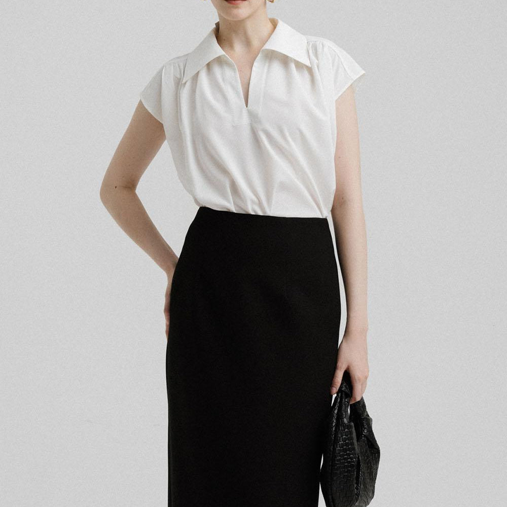 Iliana Straight V-Neck Cotton Top - MEAN BLVD