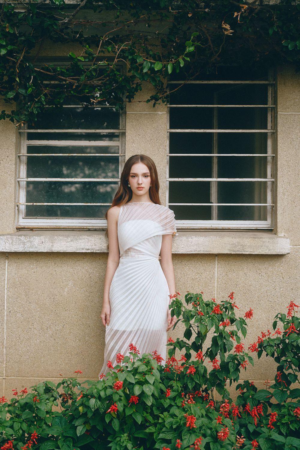 Women's Isabella Asymmetric Pleated Organza Ankle Length Dress S/M/L White MEAN BLVD White / L Women's Isabella Asymmetric Pleated Organza Ankle Length Dress S/M/L White MEAN BLVD White / L