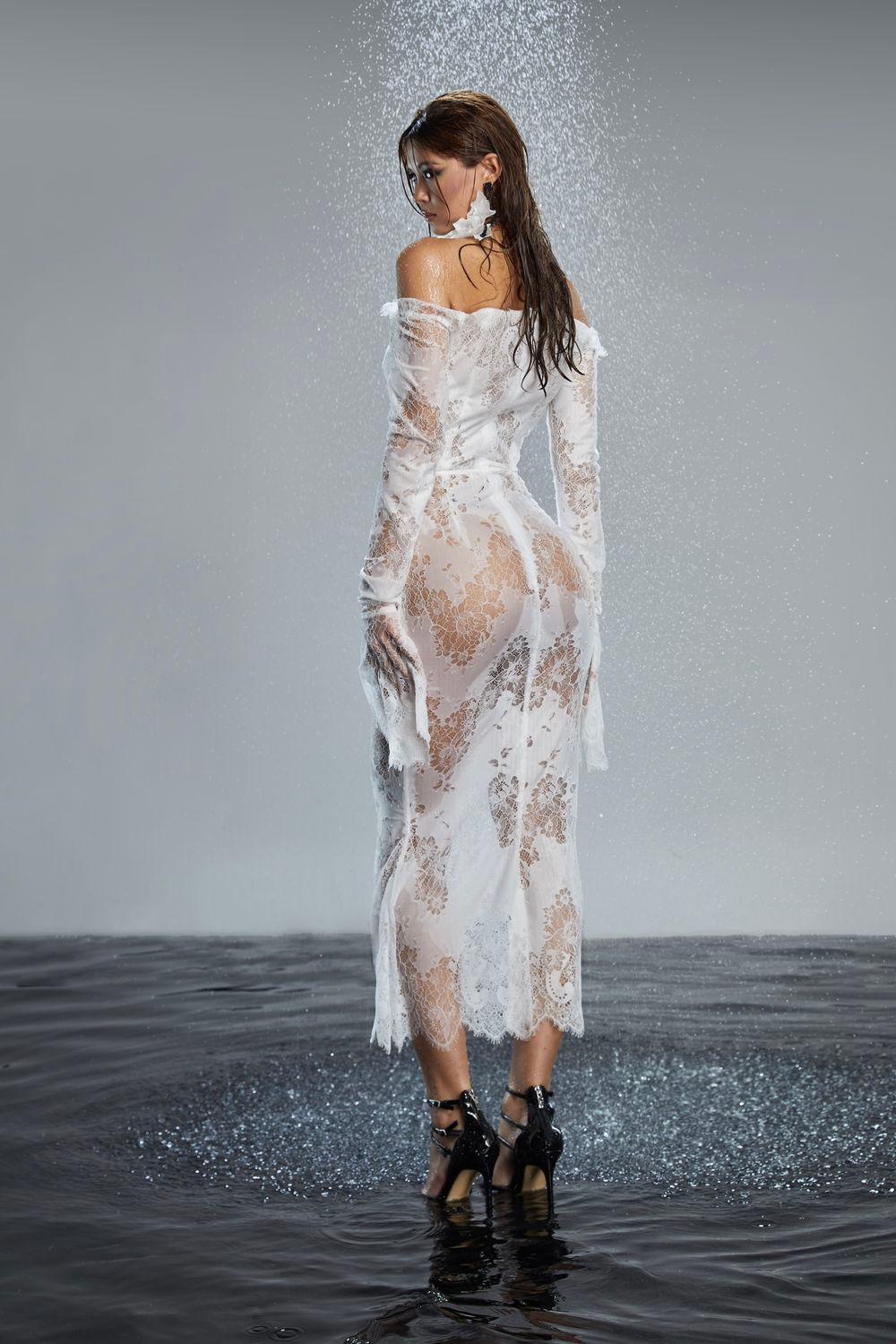 Women's Jasmine Mermaid Off-Shoulder Lace Midi Dress XXS/XS/S/M/L White MEAN BLVD S / White Women's Jasmine Mermaid Off-Shoulder Lace Midi Dress XXS/XS/S/M/L White MEAN BLVD S / White