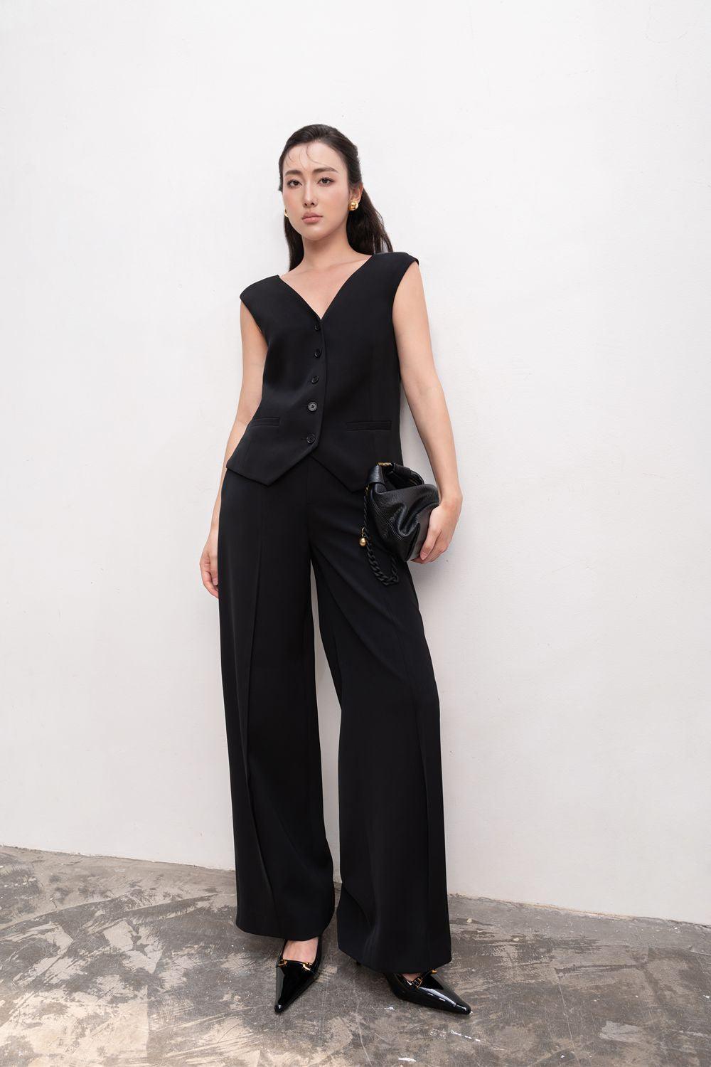 Joanna Straight V-Neck Silk Crepe Top - MEAN BLVD