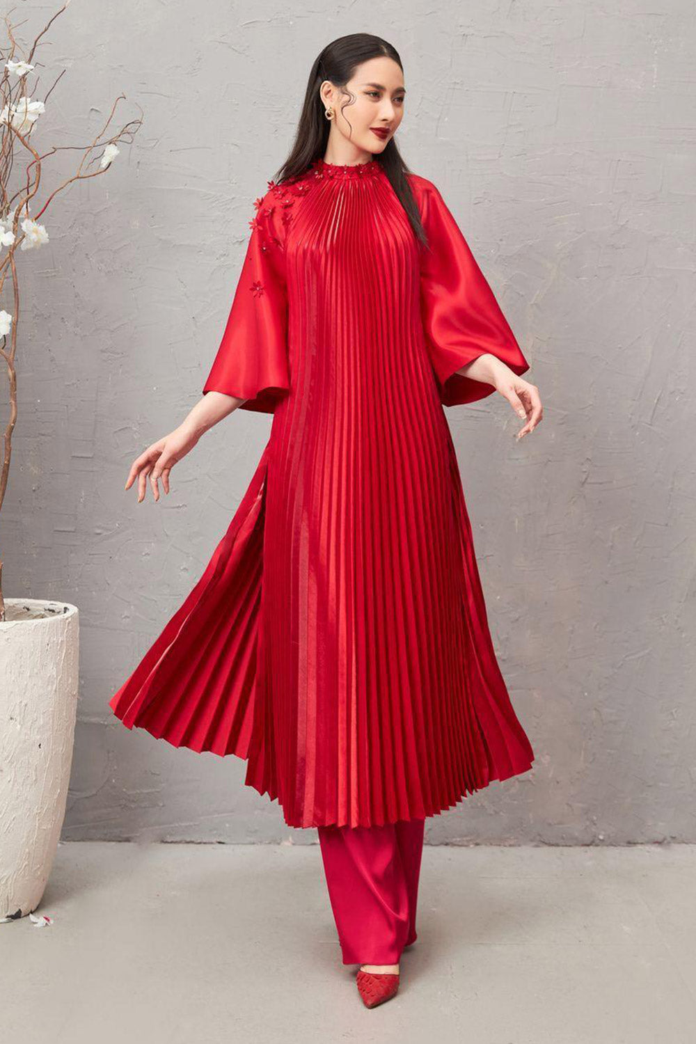 Katelyn Pleated Ao Dai