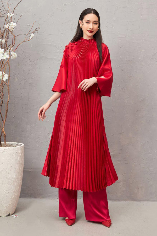 Katelyn Pleated Ao Dai