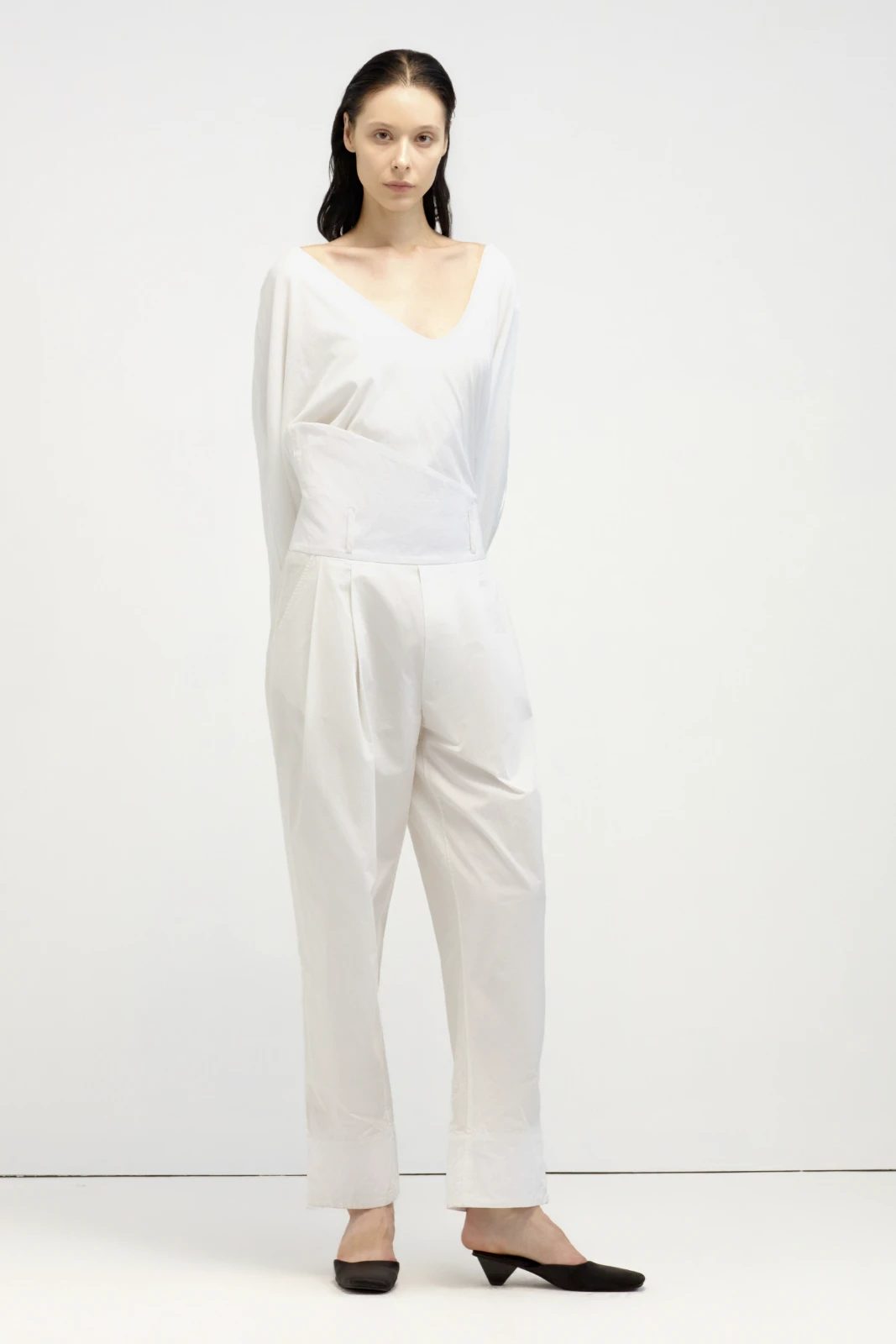 Kylie V-Neck Top - MEAN BLVD