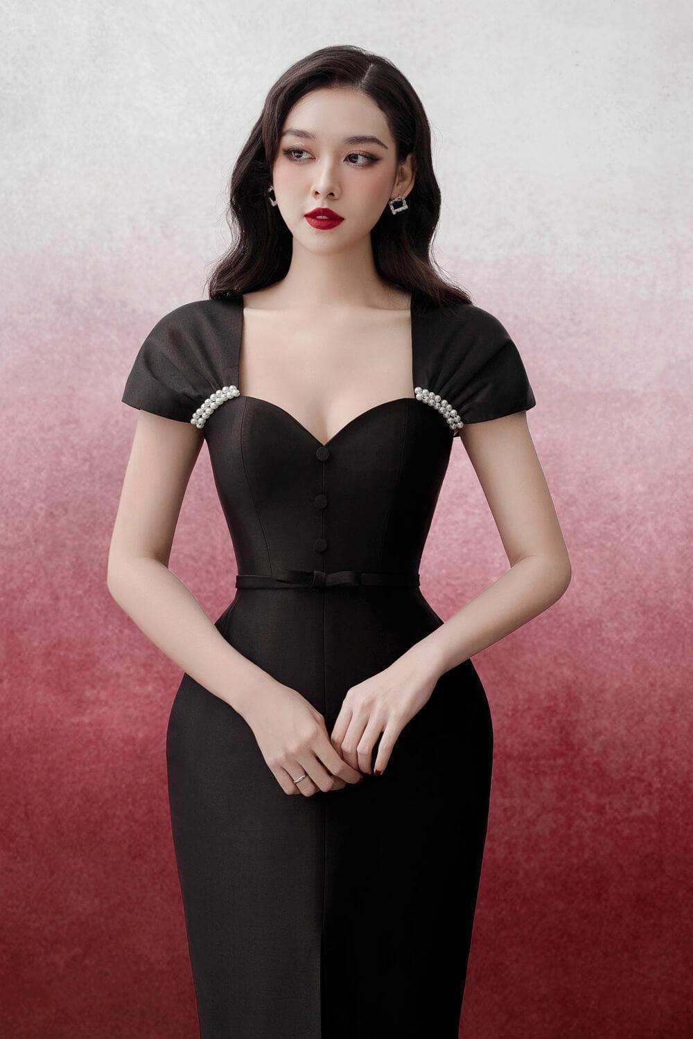 Laramie Pegged Sweetheart Neck Trerena Taffeta Midi Dress - MEAN BLVD