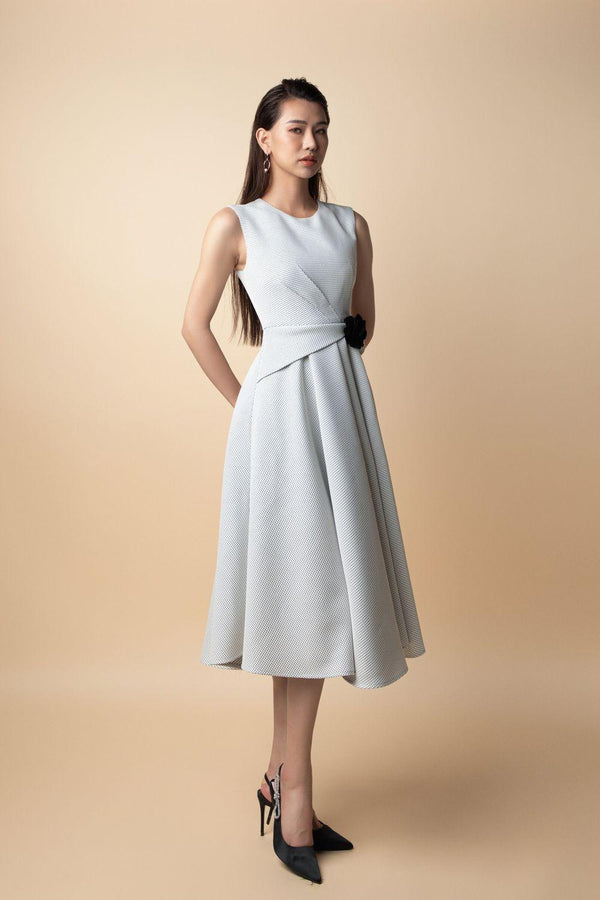 Leah A-line Sleeveless Brocade Midi Dress - MEAN BLVD