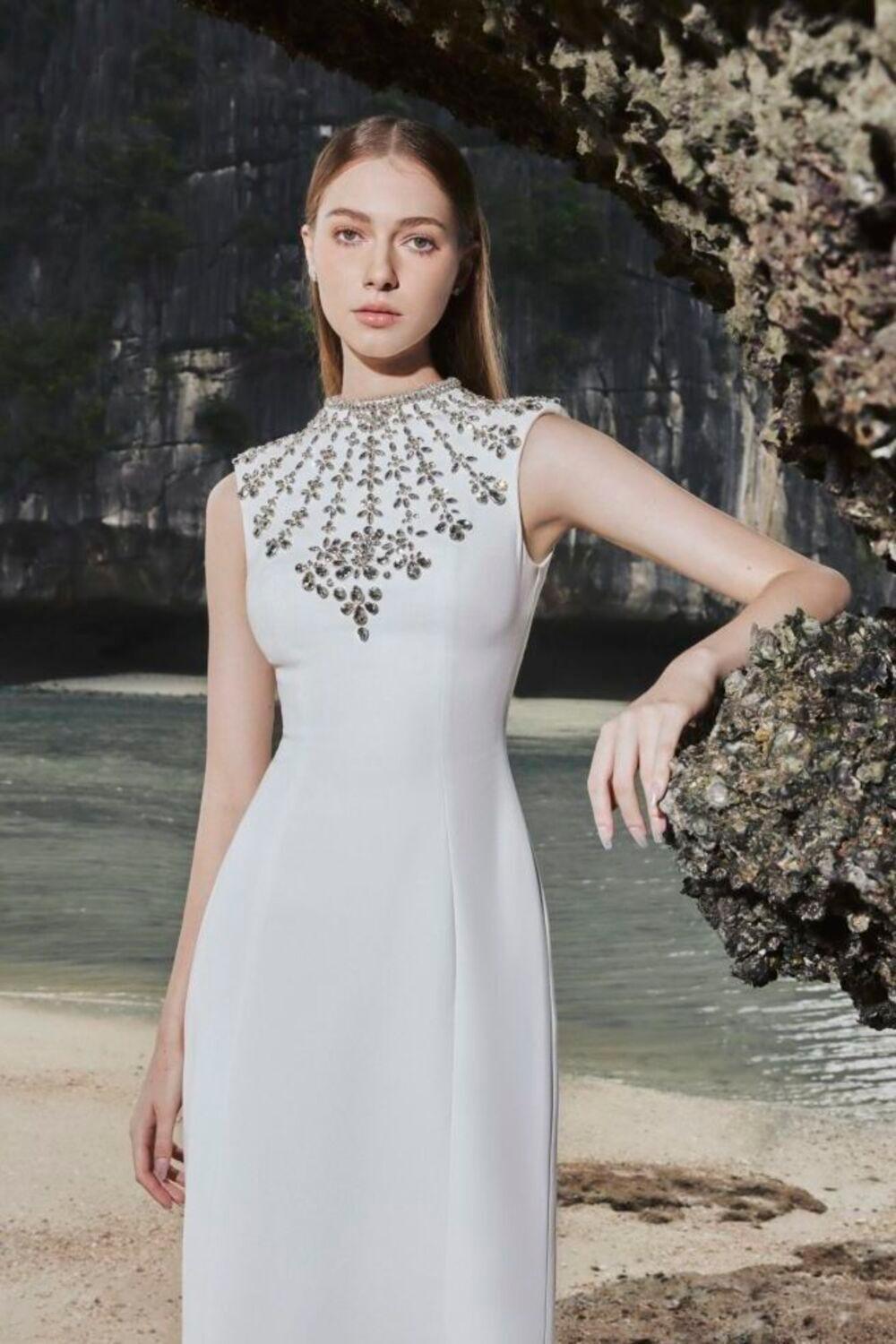 Liliana Bodycon Sleeveless Crepe Floor Length Dress - MEAN BLVD