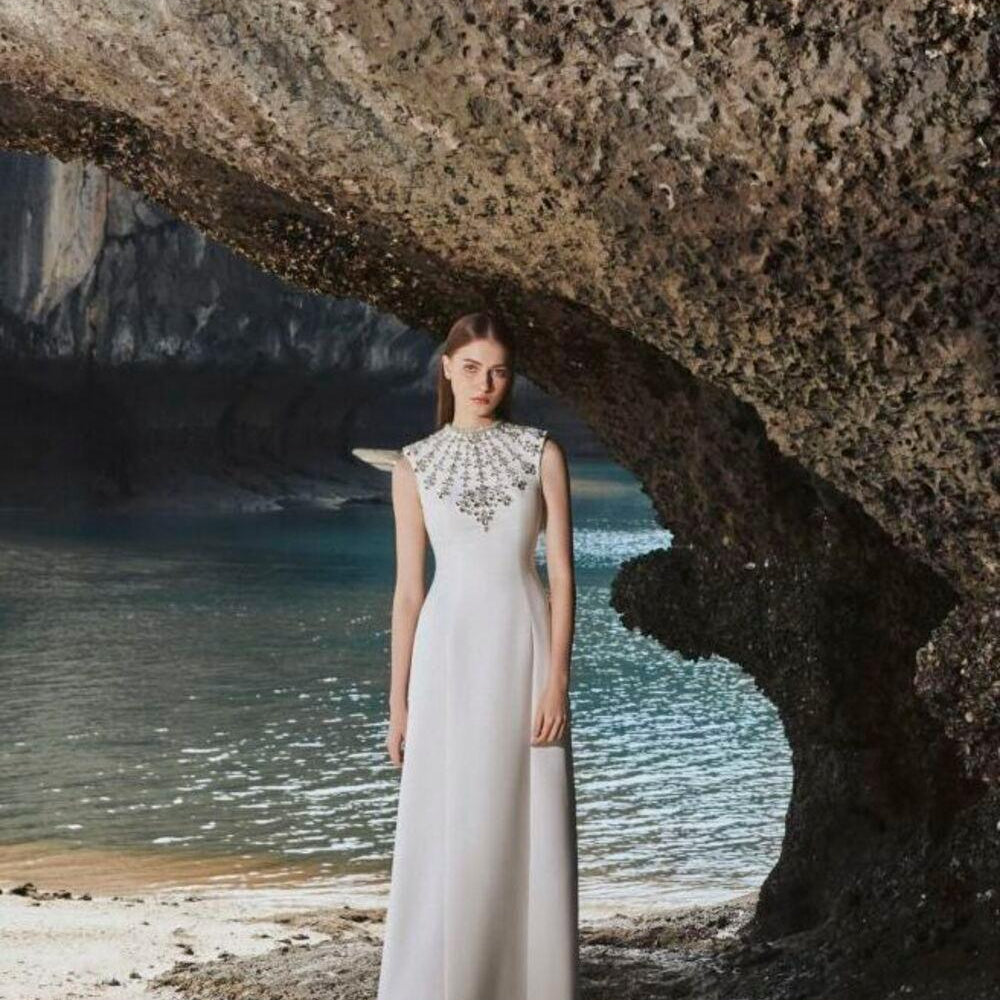 Liliana Bodycon Sleeveless Crepe Floor Length Dress - MEAN BLVD