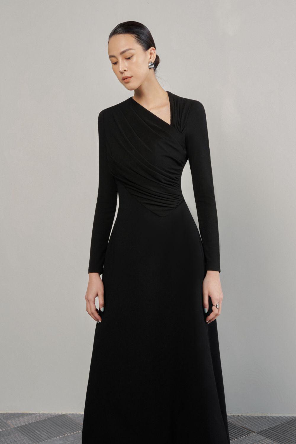 Lopsided A-line Long Sleeved Crinkle Crepe Midi Dress | MEAN BLVD