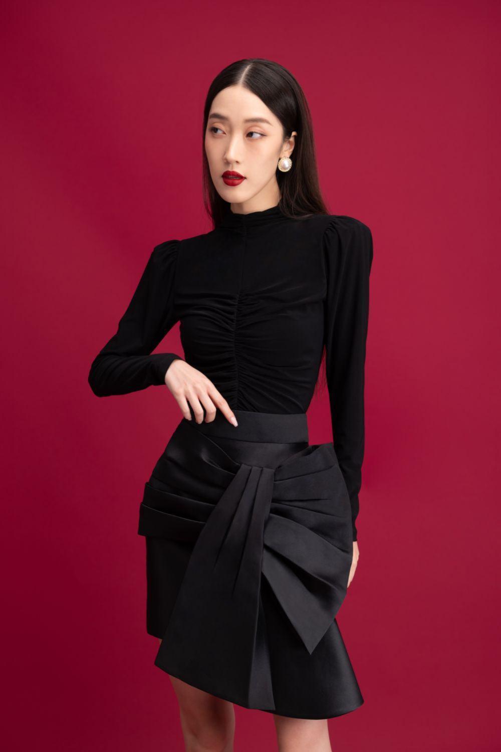 Lottie Bodycon Long Sleeved Rayon Top - MEAN BLVD