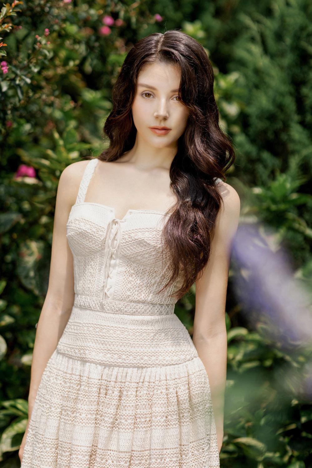 Lúcia Drop Waist Semi-Heart Neck Cotton Midi Dress - MEAN BLVD