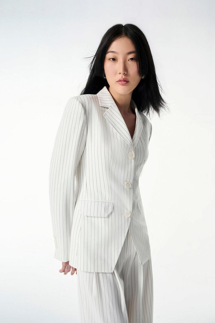 Lucia Straight Long Sleeved Twill Blazer - MEAN BLVD