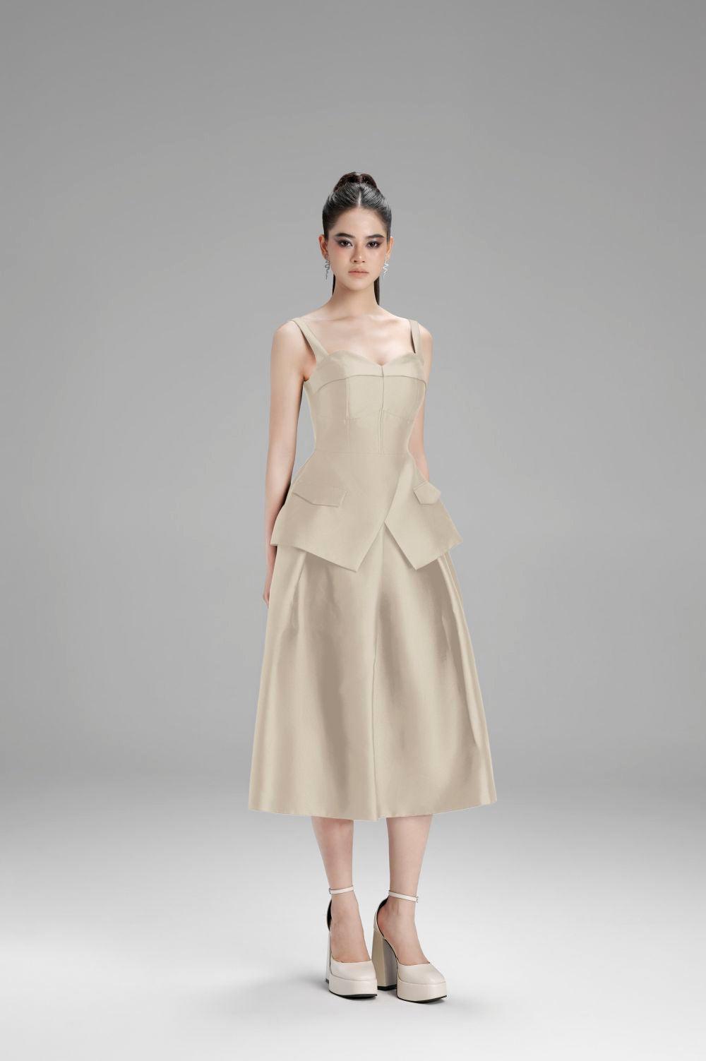Lucy Peplum Semi-Heart Neck Taffeta Top - MEAN BLVD