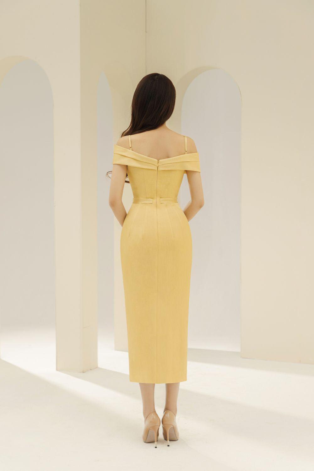 Madalena Pegged Cold Shoulder Sleeved Polyester Silk Midi Dress - MEAN BLVD