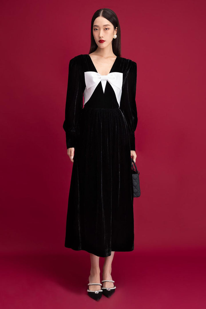 Madeline A-line Long Sleeved Velvet Midi Dress - MEAN BLVD