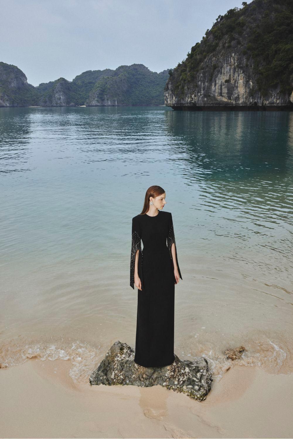 Madeline Bodycon Slit Sleeved Crepe Floor Length Dress - MEAN BLVD
