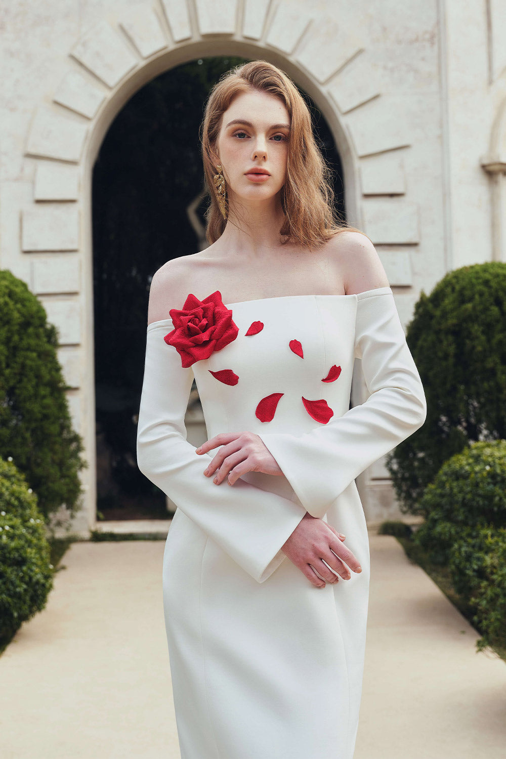 Deep Roses Sheath Flower Applique Twill Floor Length Dress