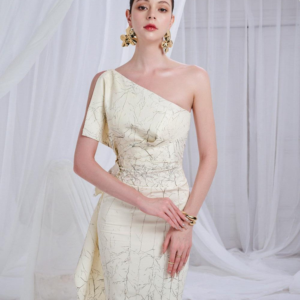 Massey Sheath One Shoulder Synthetic Midi Dress - MEAN BLVD