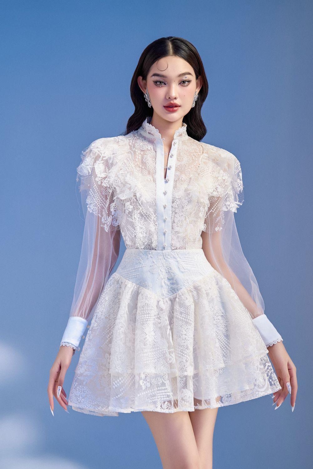 Meria Layered Cuff Sleeved Lace Mini Dress - MEAN BLVD