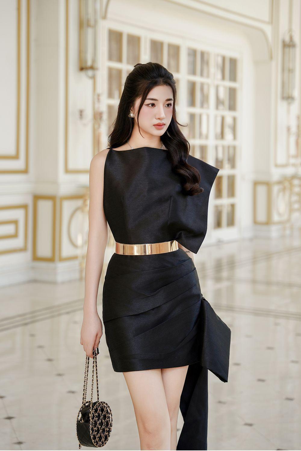 Morris Bodycon Asymmetric Sleeved Taffeta Mini Dress - MEAN BLVD