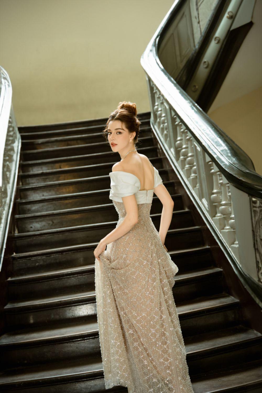 Nally A-line Asymmetric Neck Tulle Floor Length Dress - MEAN BLVD