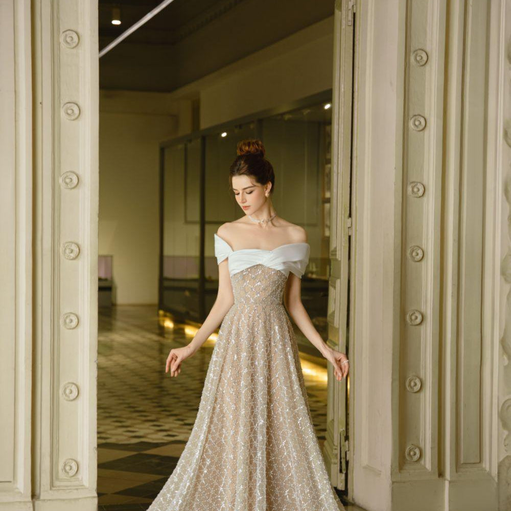 Nally A-line Asymmetric Neck Tulle Floor Length Dress - MEAN BLVD