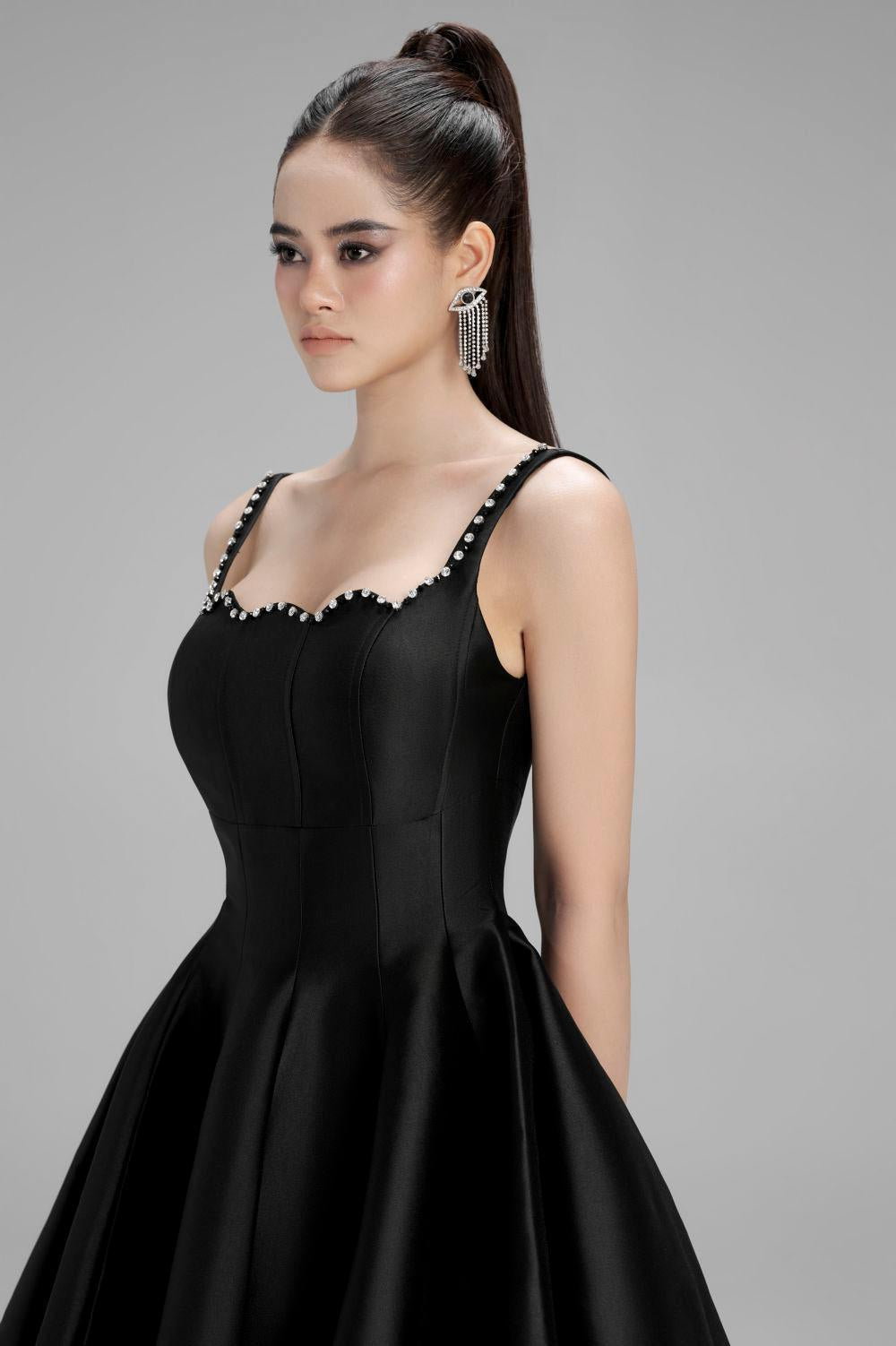 Naomi Fit and Flare Square Neck Taffeta Mini Dress - MEAN BLVD