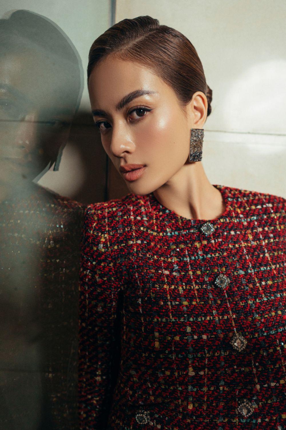 Natalie Cropped Round Neck Tweed Jacket - MEAN BLVD