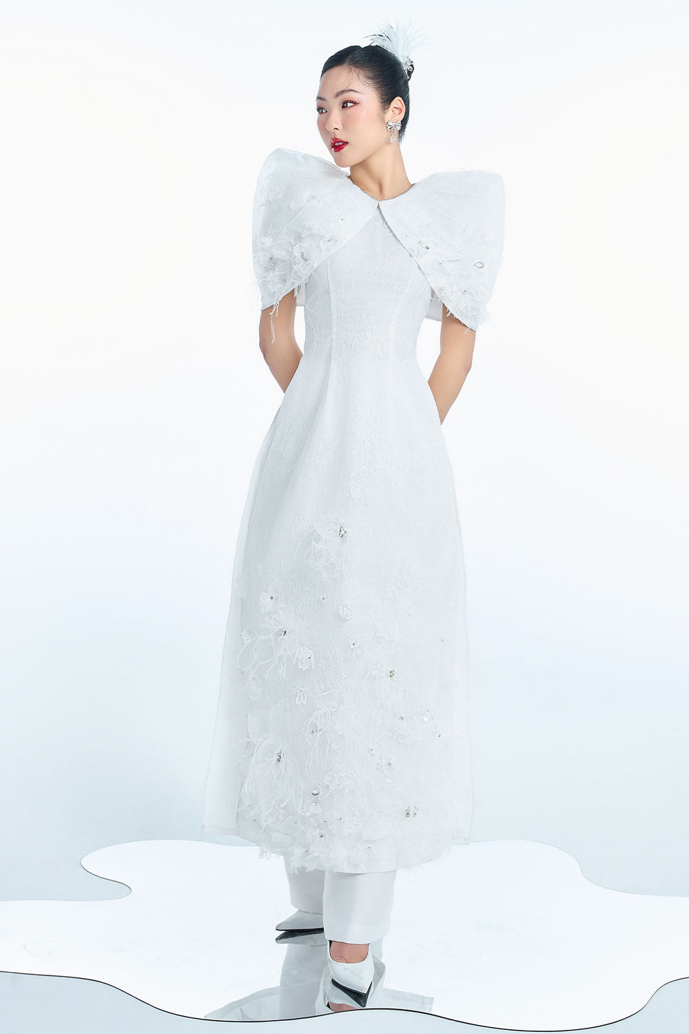 Aphrodite A-line Flower Applique Taffeta Floor Length Ao Dai Set