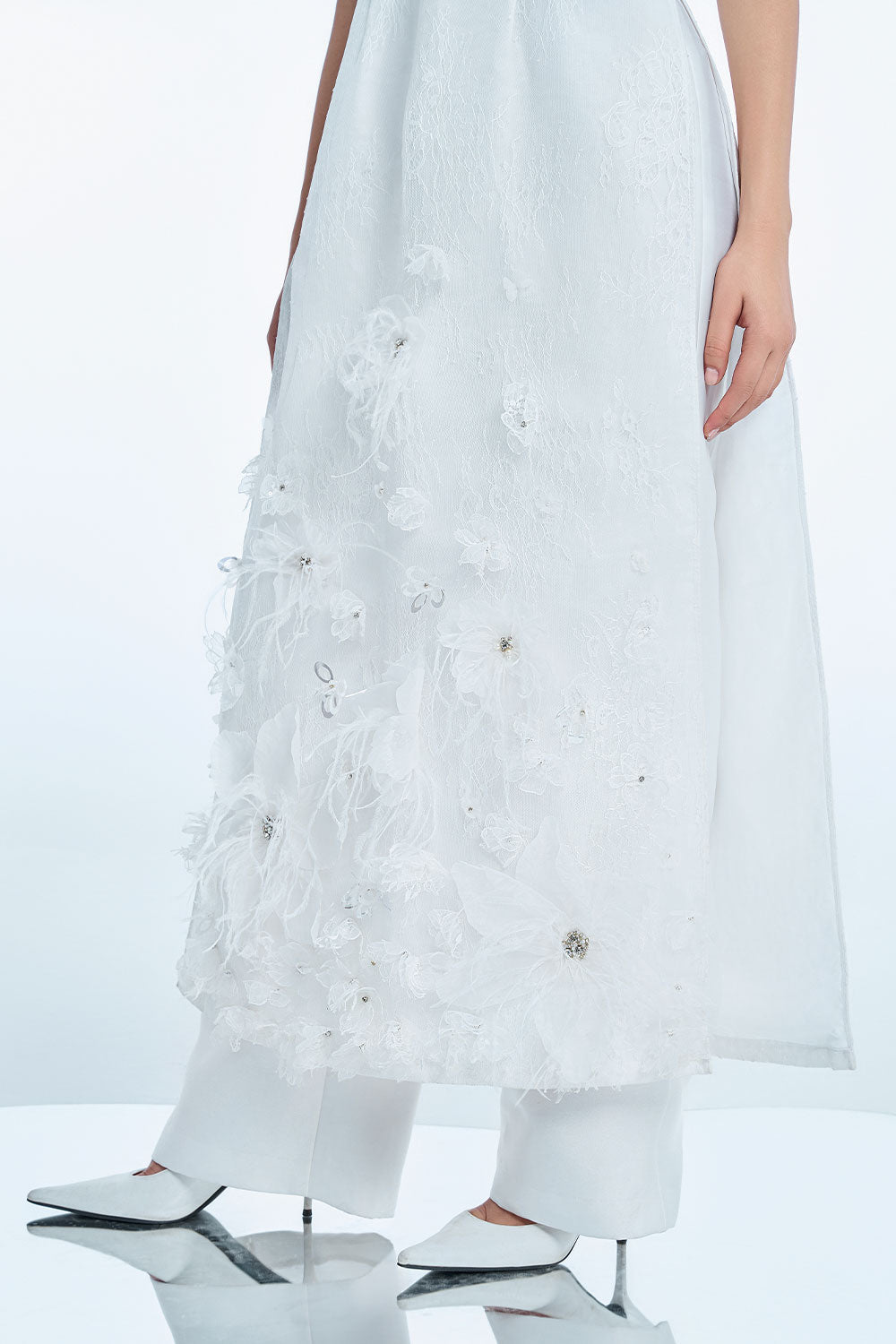 Aphrodite A-line Flower Applique Taffeta Floor Length Ao Dai Set