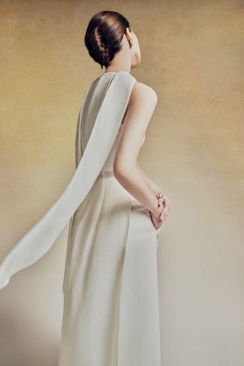 Nhien Slit Sleeveless Foam Organza Calf Length Ao Dai - MEAN BLVD