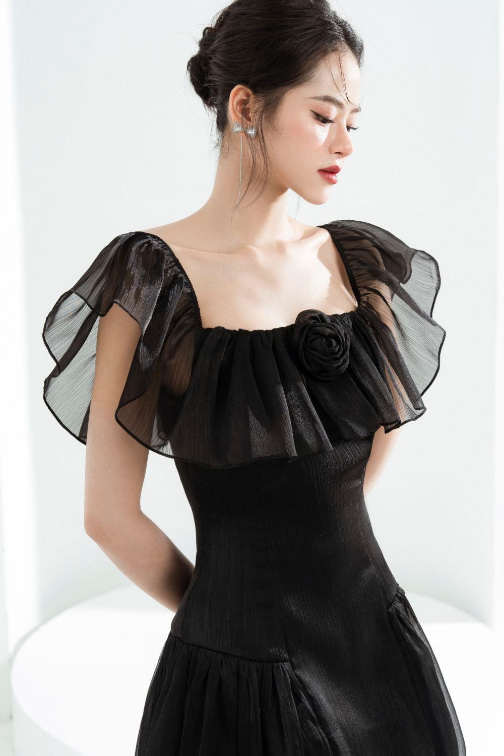 nikita midi dress Reformation Nikita Sleeveless Tie-Strap Ruffled Midi Dress